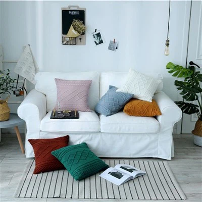 Clúdaigh Cushion Cniotáilte